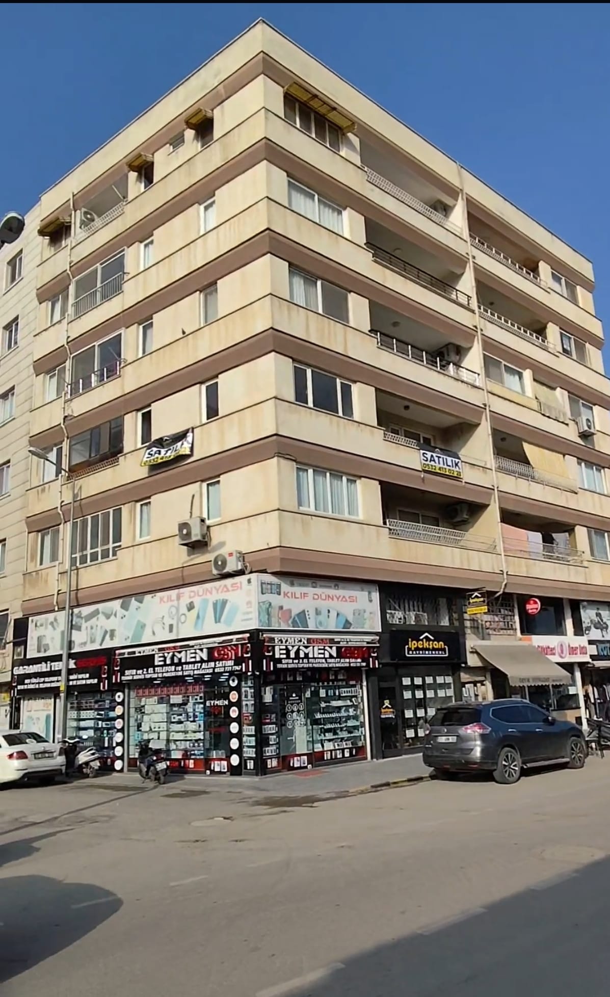 Ulu camii cedde üzerinde köşe başı 